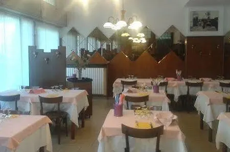 Ristorante Del Ponte 2*